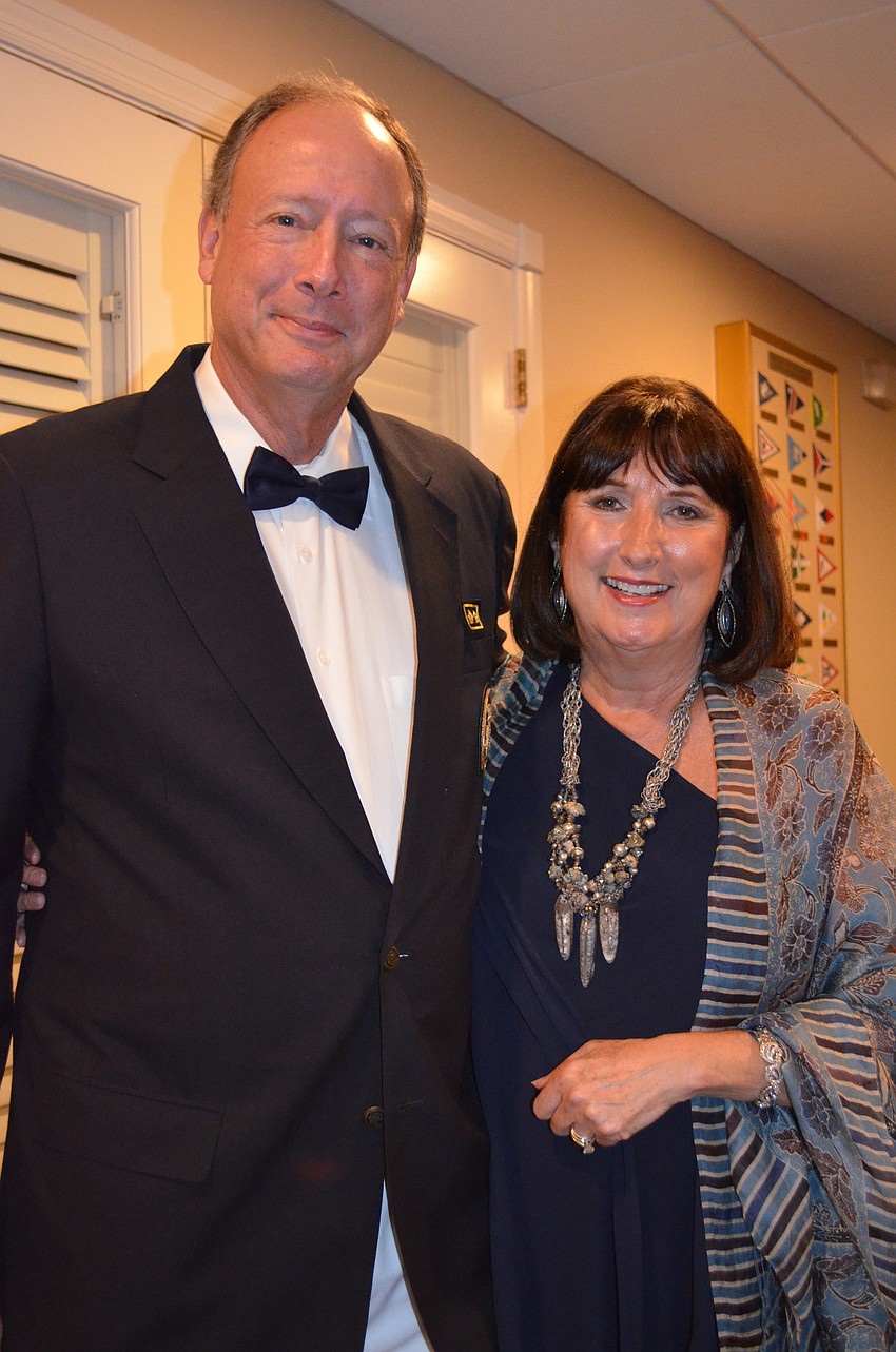 Vice Commodore Lee and Jan Peakes