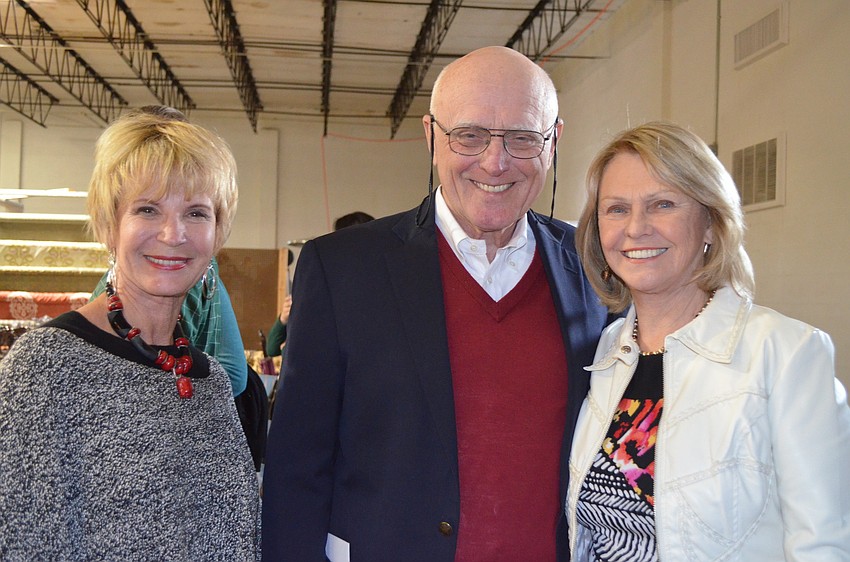 Lynne Koy with Larry and Carol English