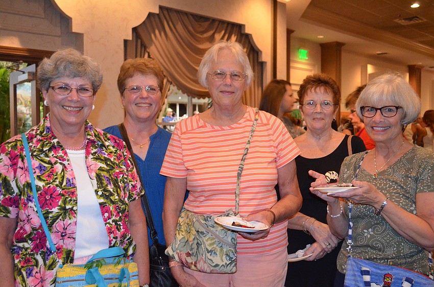 Elizabeth Smith, Kathy Bryson, Susan Ritchey, Melissa Butterworth and Marilyn Simmons