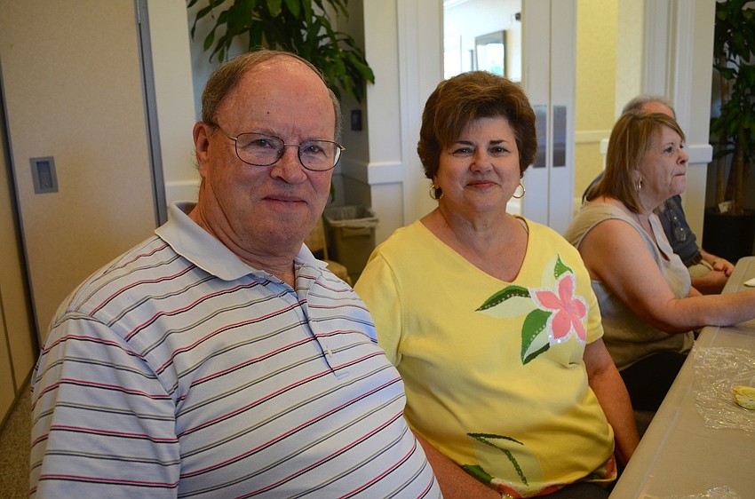 George and Felice Hedge listen intently to the Rabbi's thoughts on current issues.
