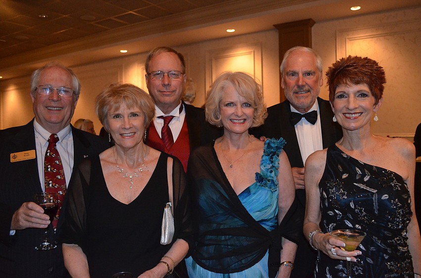 Troy and Elke Scott, Craig Hullinger with President Beth Rulye-Hullinger, Treasuer Werner Knoop and wife Briana.