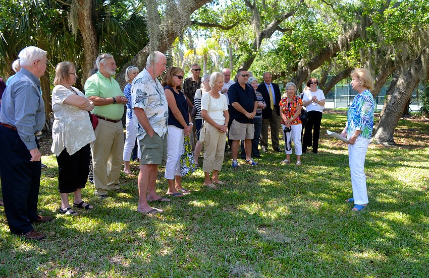 Alycia Craft thanks the community for joining in the tribute.