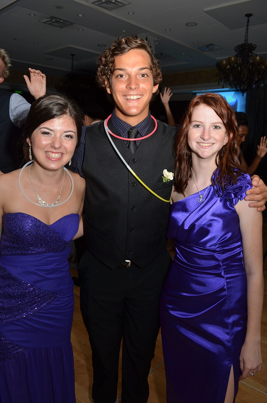 Reina Kapica, Victor Davis and Rita Lopez