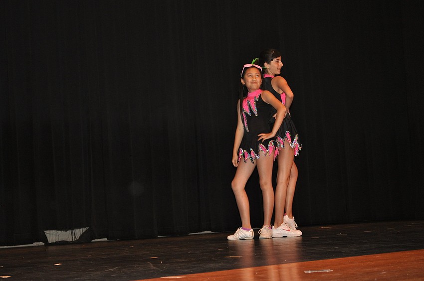 Anna Dong and Jasmine Ewing went back-to-back during a performance of â€œProblem.â€