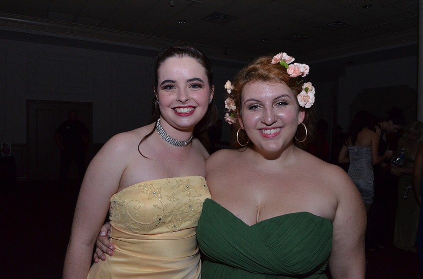 Sydney Starcher and Maggie Courter