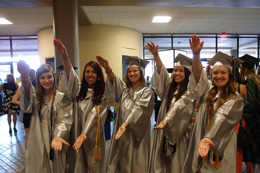 Kathryn Franchek, Kelsey McVaugh, Jessica Gomez, Orinda Hobson and Delaney Harshman, of Lakewood Ranch High