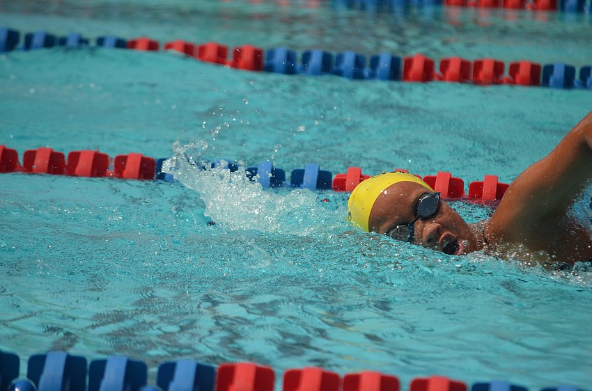 Sophia Law finished the 800-meter freestyle with a time of 10:08.