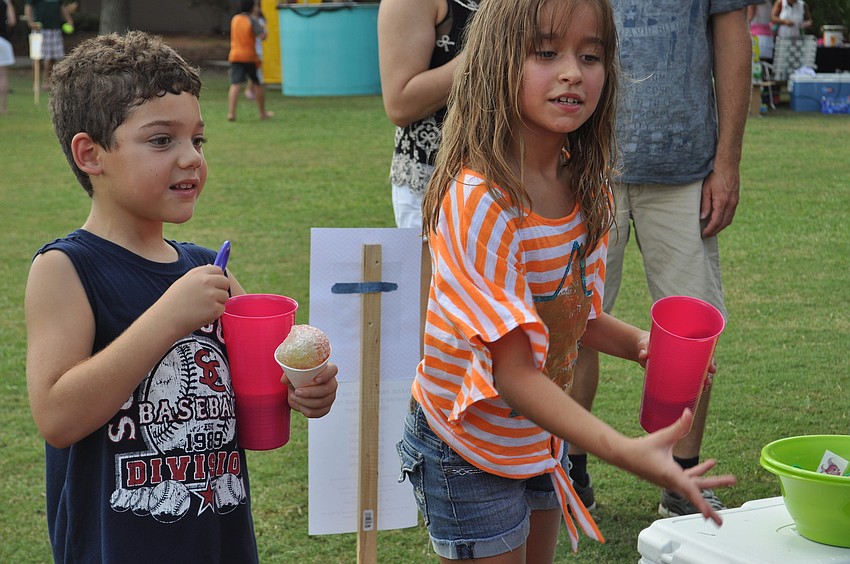 Sophia Aguayo and Daniel Longueville