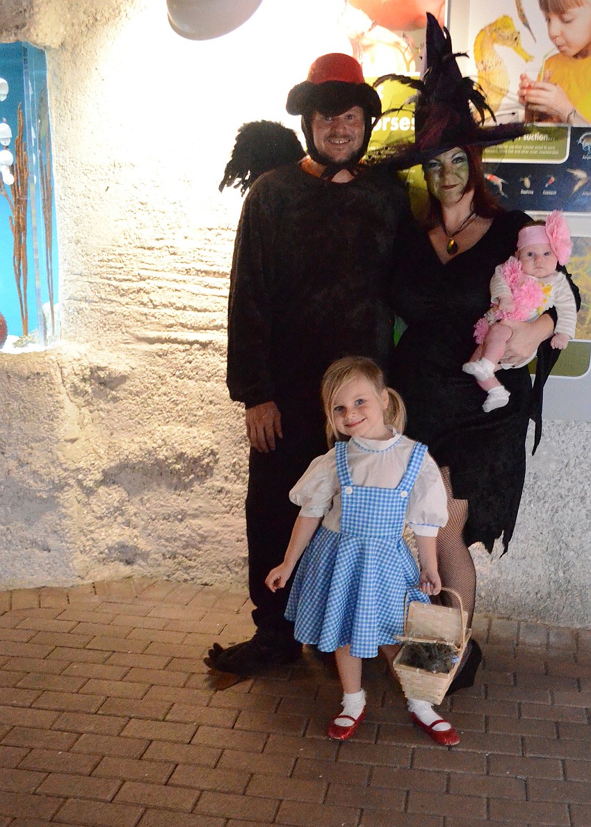 Travis and Michelle Robbins with their daughters Lilly and Violet