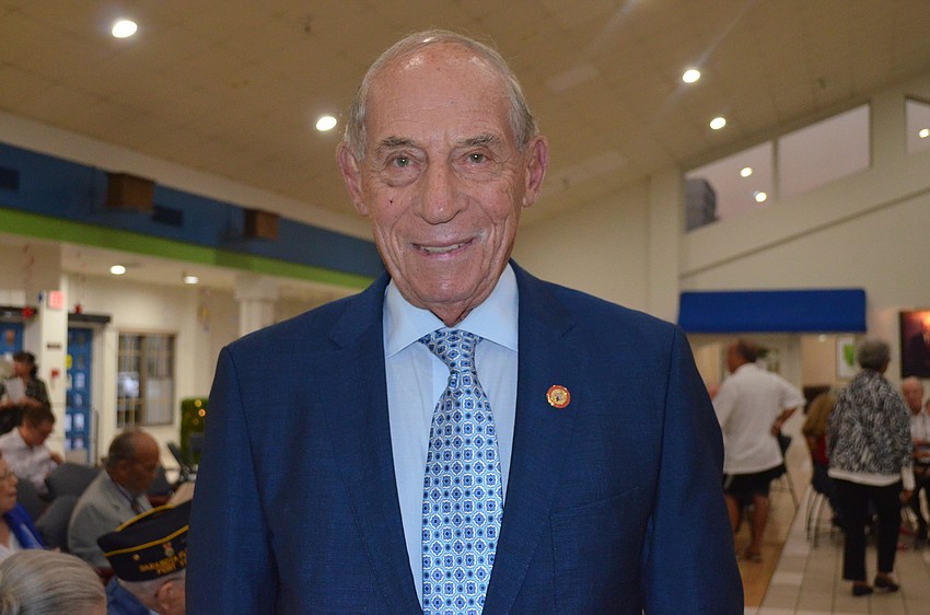 Harold Ronson, WWII Amphibious Forces veteran, had his portrait painted