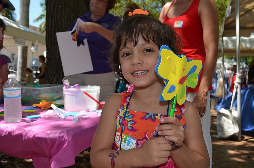 Zoe Nikias made a butterfly pencil.