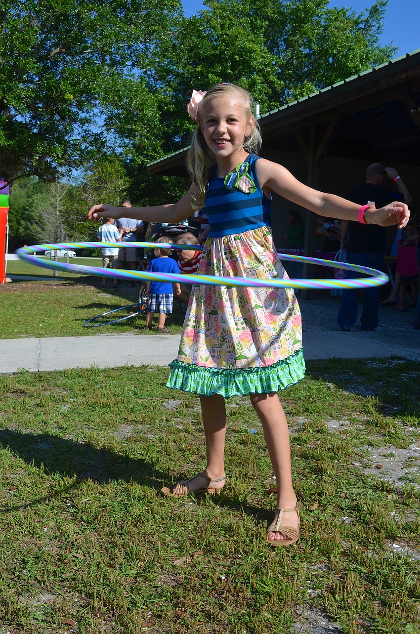 Dakota Holler swings her hips as fast as she can.