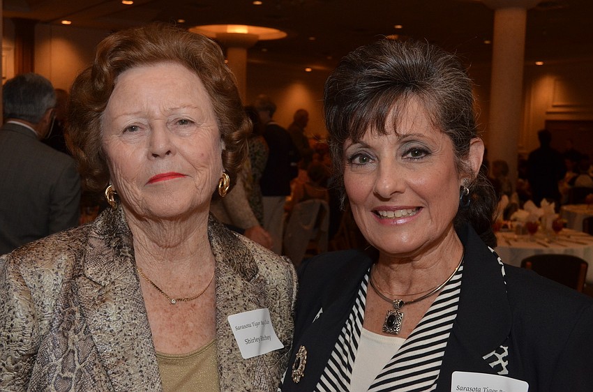 Community volunteers Shirley Ritchey and Dorothy Stuart