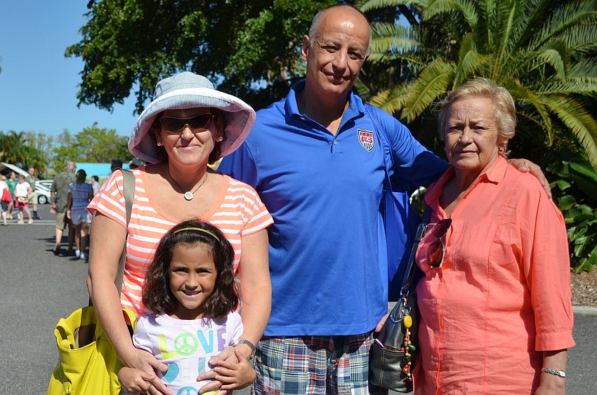 Maria Salinas with Isabella, Jose and Theresa Monsalbe