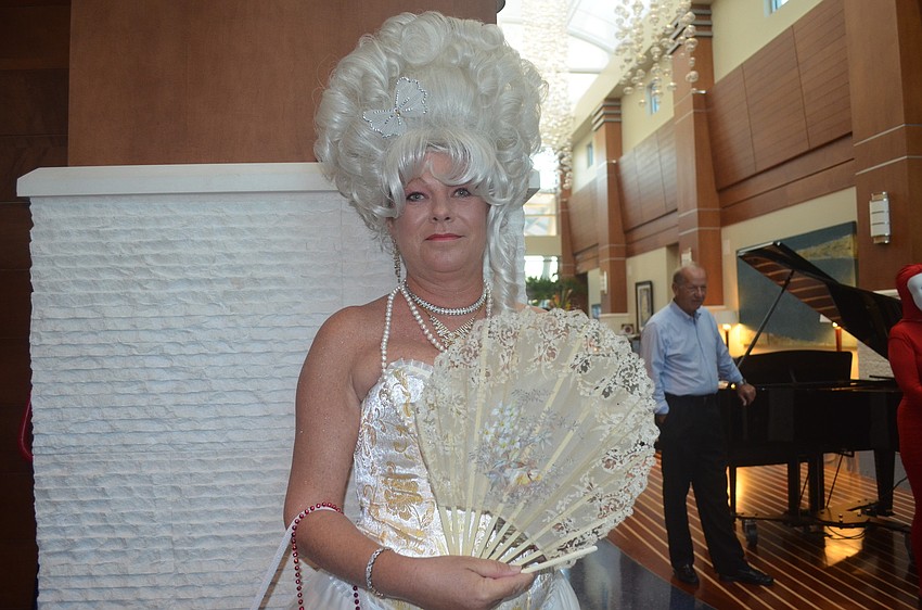 Jill Kwan as Marie Antoinette