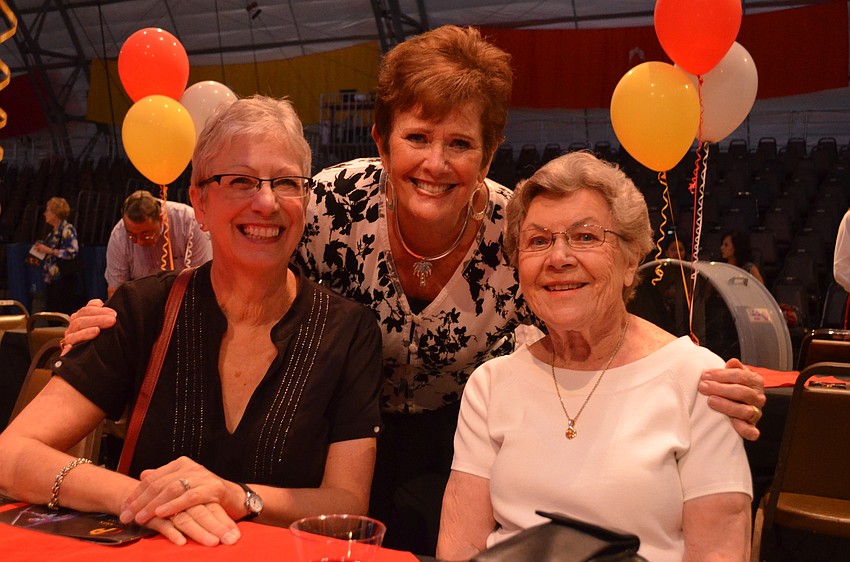 Barb Woodrow, Trish Woodrow and Joyce Treweek