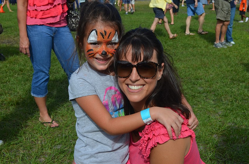 Lauren and Lisa Sabattini