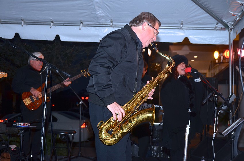 Melanie Massell and Company brings the crowd members to their feet.