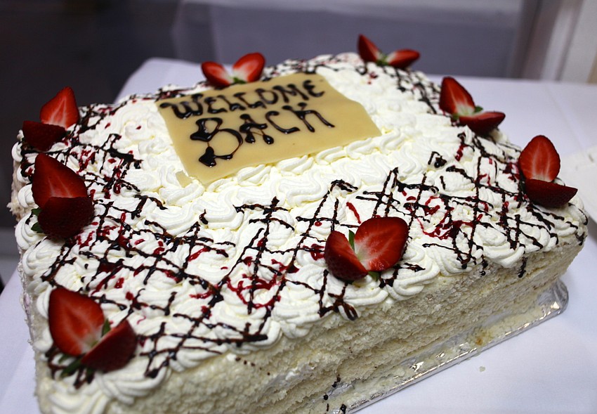 A â€œWelcome Backâ€ cake made for a sweet dessert after the buffet dinner.