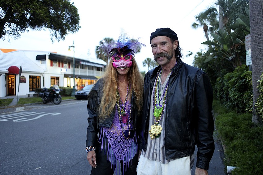 Leta Smith and Ron Ellis