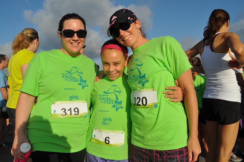 Rachel and Alycia Kaufman with Dawn Dimetri