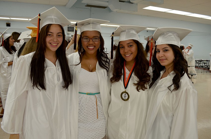 Mailiet Monteagudo, Sara Garrido, Yani Villegas and Mayra Vargas