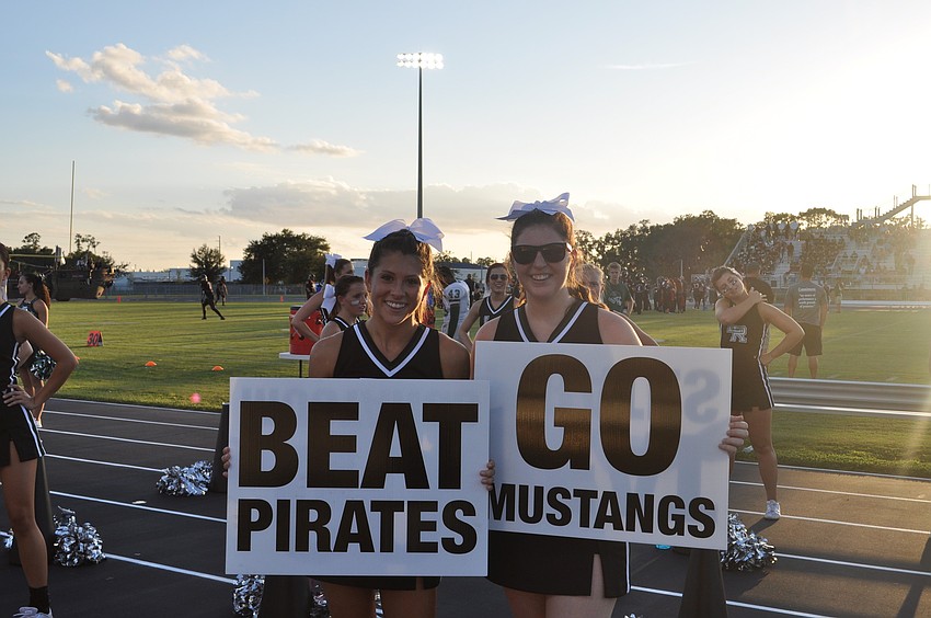 Lakewood Ranch cheerleaders Sierra Schutz and Bailee French