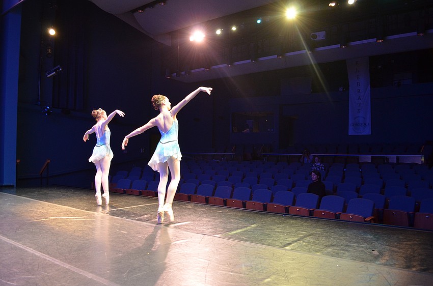 Toni Renee Taylor and Oliva Vessillo perform the Princess Florine variation from The Sleeping Beauty