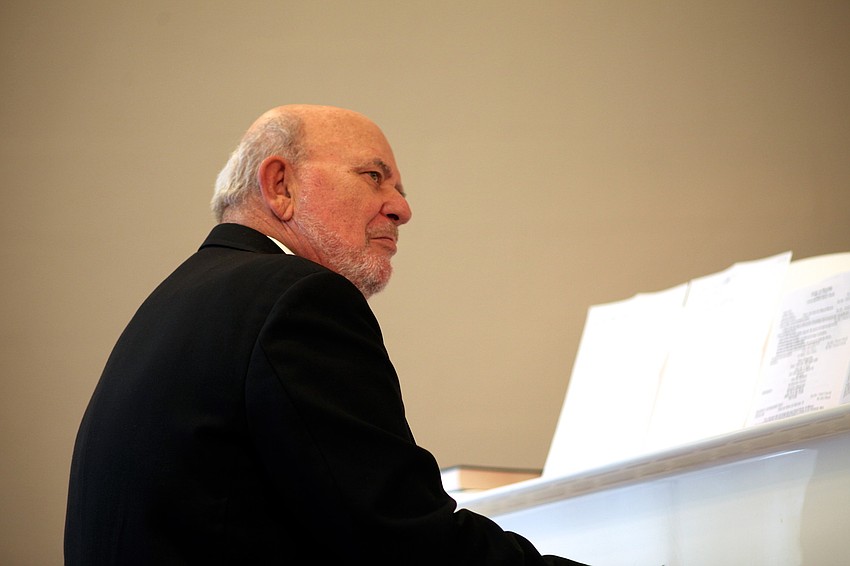 Dick Reynolds on piano.