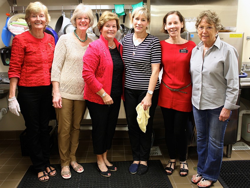 Beverly Sutton, Bennie Dods, Janet Tuscher, Lutie Uihlein, Karen Fors and Linda Weiss