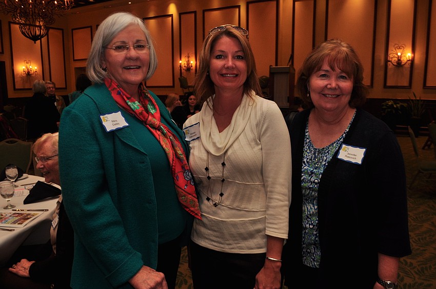 Mary Dailey and Alyssa Rakovich with her mother, Jennifer Rakovich