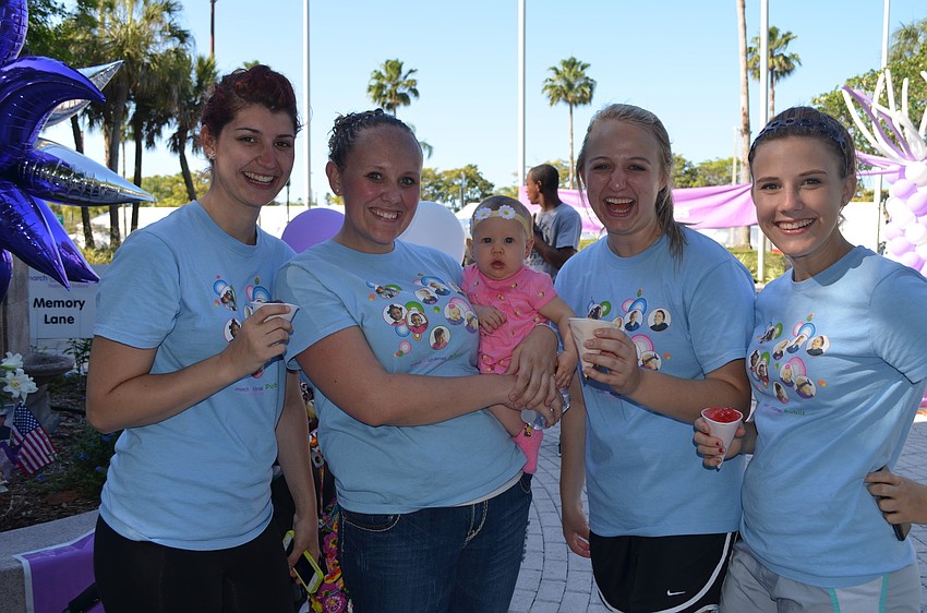 Erin Skehan, Cyrstal Hess, Payton Fullerton, Alexis Holsapple and Kayla Hirschy