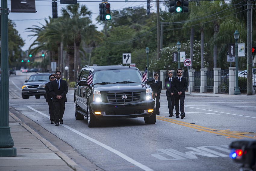 Pat and Dr. Larry Thompson make their arrival as the Kennedys