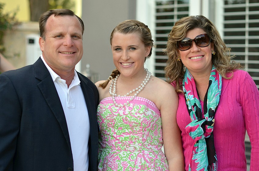 Bill, Anna and Robyn Sadlo