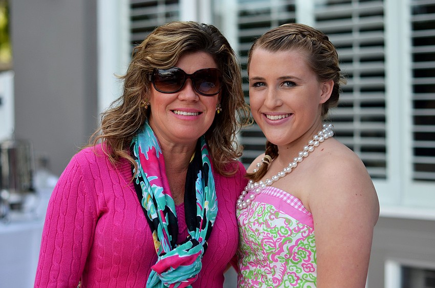 Robyn and Anna Sadlo