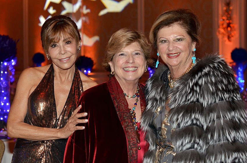 Co-Chairs Chris Voelker, Beverly Bartner and Renee Hamad