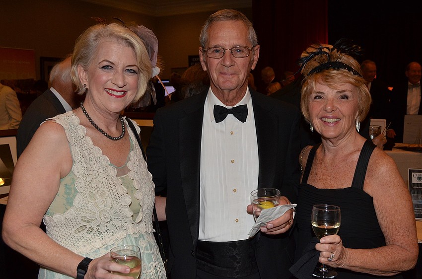 Liz Yerkes with Bob and Joyce Mazurek