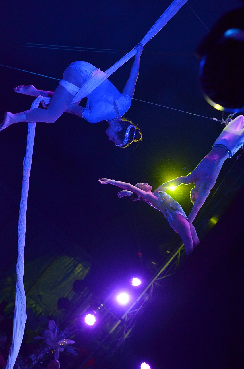 Following the dinner catered by Michaelâ€™s On East, guests enjoyed thrilling circus entertainment at the 2015 Circus Arts Gala.