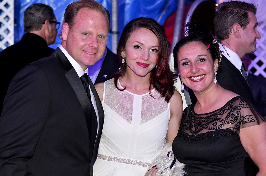 Nik and Erendira Wallenda with Jennifer Mitchell