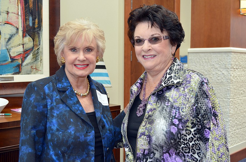 Jeanette Hyde an Susan Brainerd