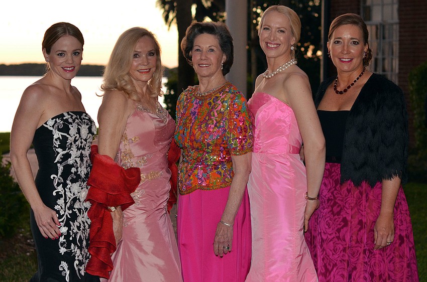 Co-Chairs Janelle Beruff and Margaret Wise, Honorary Chair Cornelia Matson, Co-Chair Ariane Dart and Christine Johnson