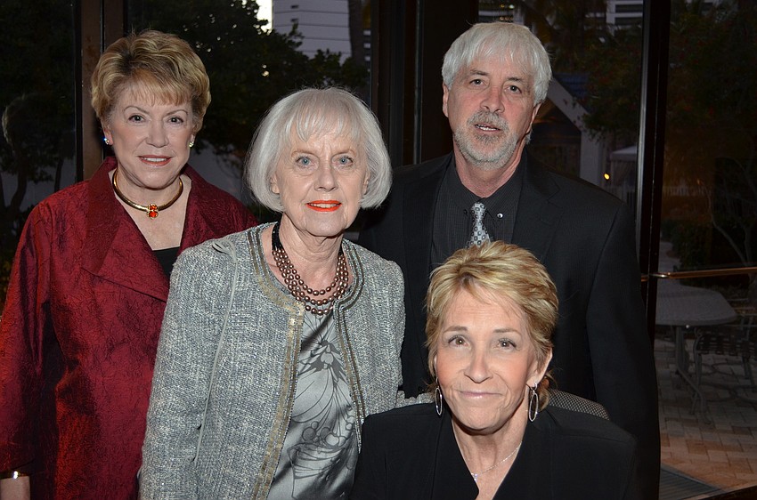 Susan Buck, Carole Phillips, Ken and Linda Slavin