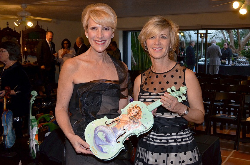 Host and Co-Chair Delin Bru and Co-Chair Linda Driggs