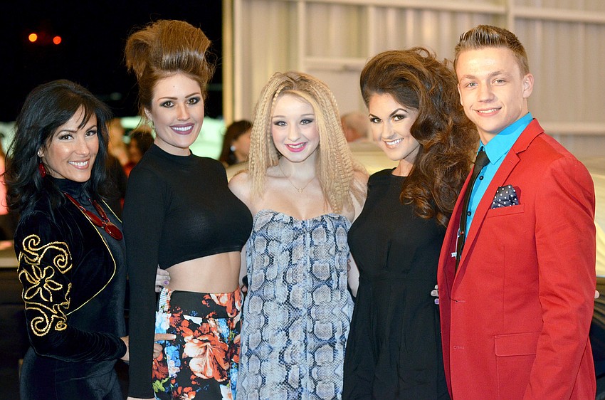 Nora Guenther, Zoe Wheeler, Megan Hipps, Kelsey Fuse and Chris Boyd