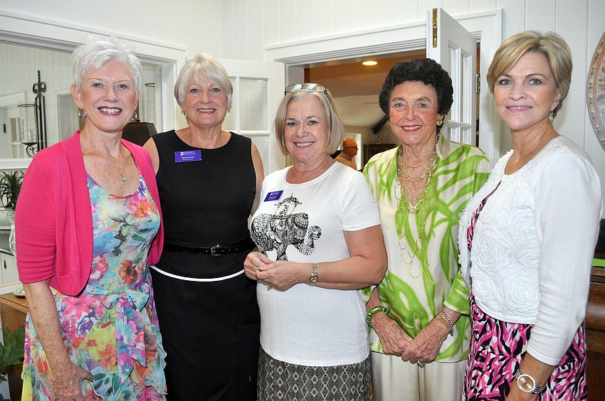 Barbara Kistler, Susan Lanier, Shirley Brown, Jean Gay and Diane Muir