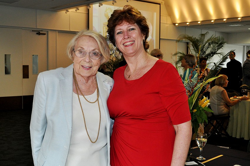 Elizabeth Holman and Grace Carlson