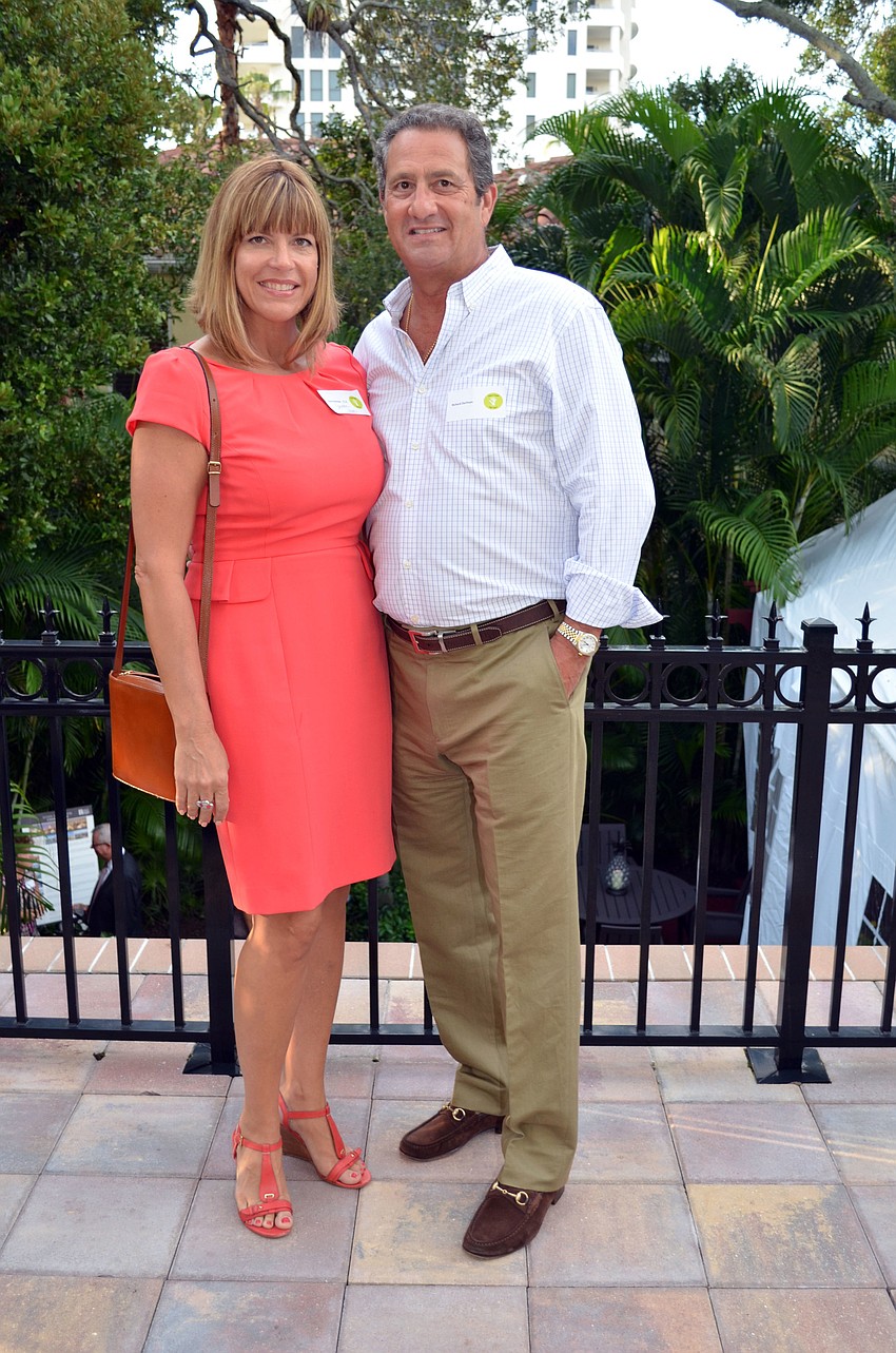 Suzette Jones and Richard Dorfman