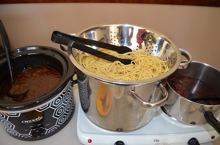 Julie Brogan’s winning chili, which combines meat, spaghetti and beans