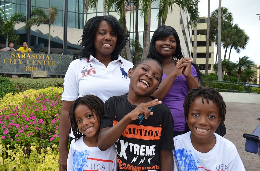 Trina Sheppard and Lakeisha Cave with Brayzon Neal, Justin Cave and William Watson.