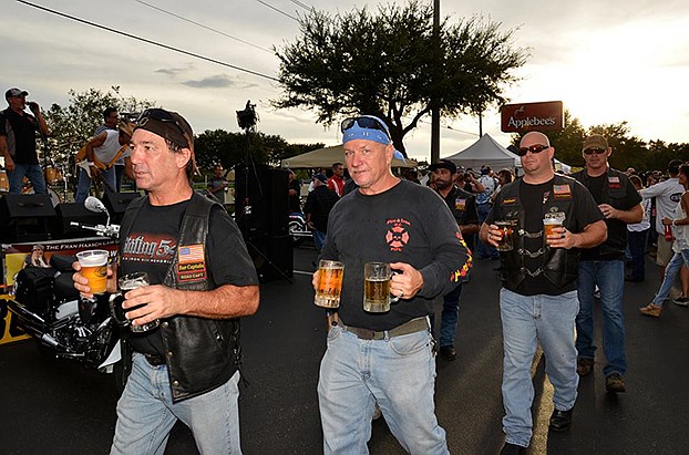 10668277_10203360970639756_565592549_n